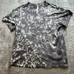 Lululemon Short Sleeve Gray Tie-Dye Top